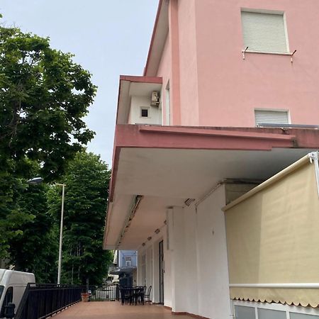 Hotel Piccari Nuova Gestione 리미니 외부 사진