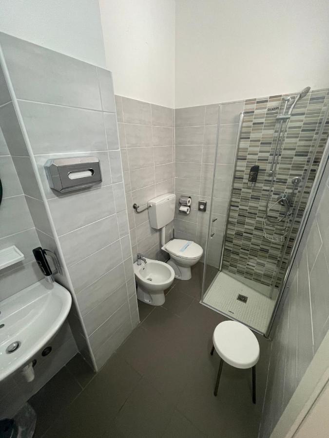 Hotel Piccari Nuova Gestione 리미니 외부 사진