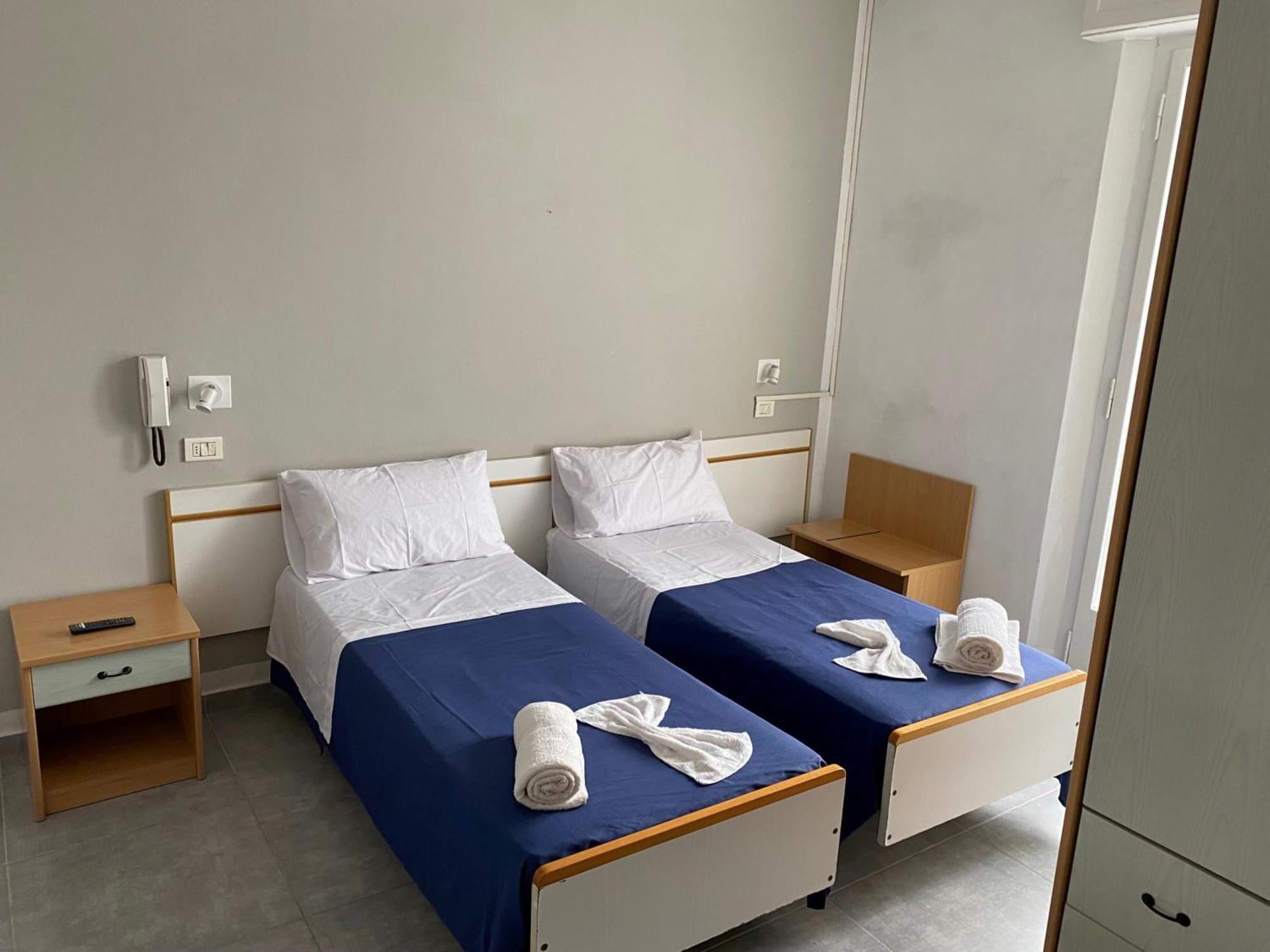Hotel Piccari Nuova Gestione 리미니 외부 사진